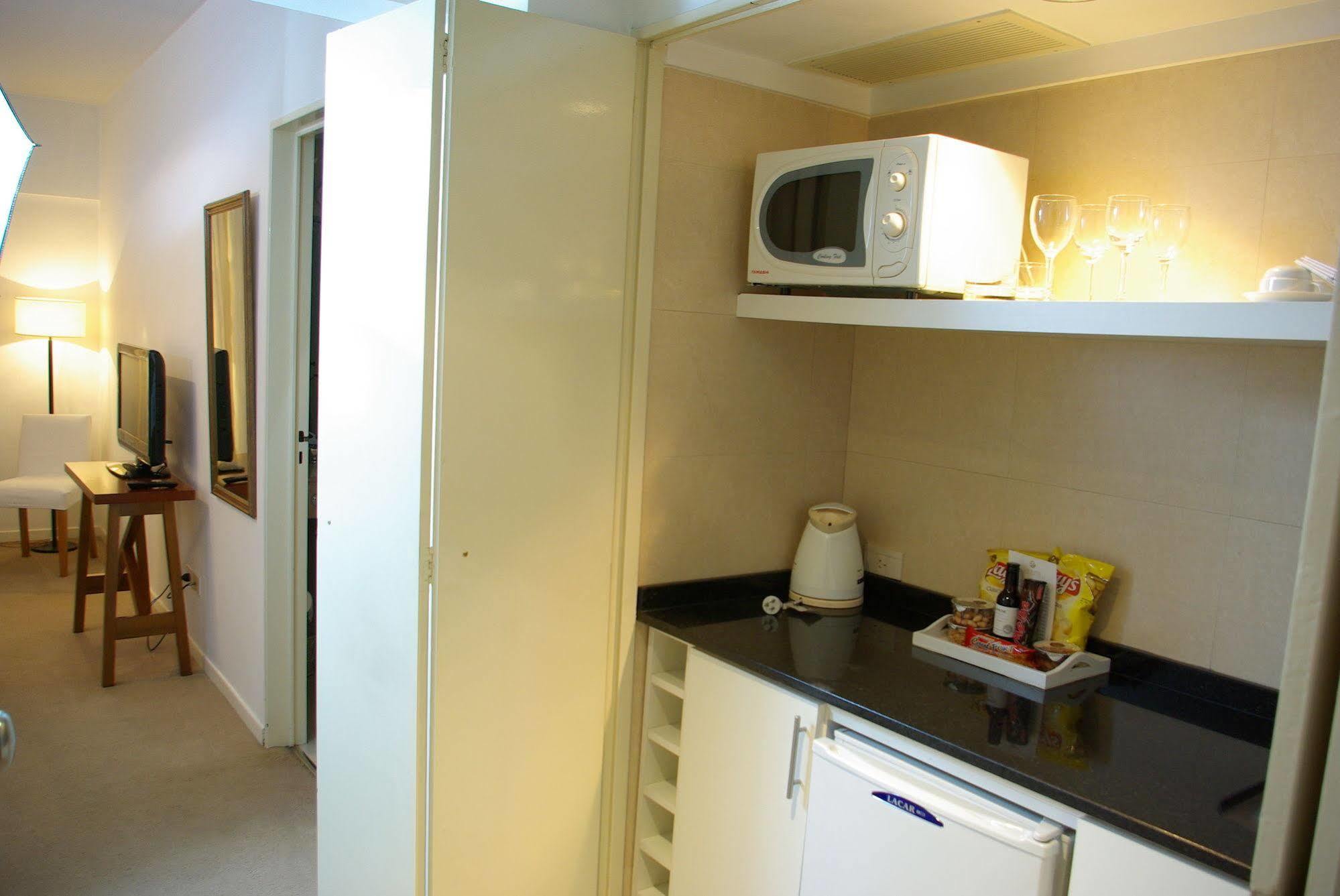 Loi Suites Arenales Buenos Aires Exteriér fotografie