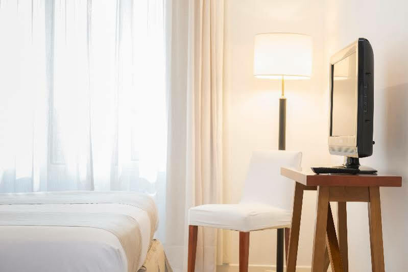 Loi Suites Arenales Buenos Aires Exteriér fotografie
